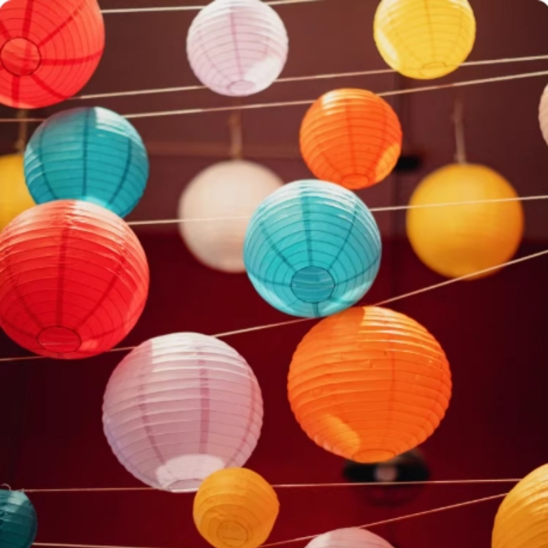 Veelkleurige Chinese papieren  - Supply Wedding Venue recensie en prijs